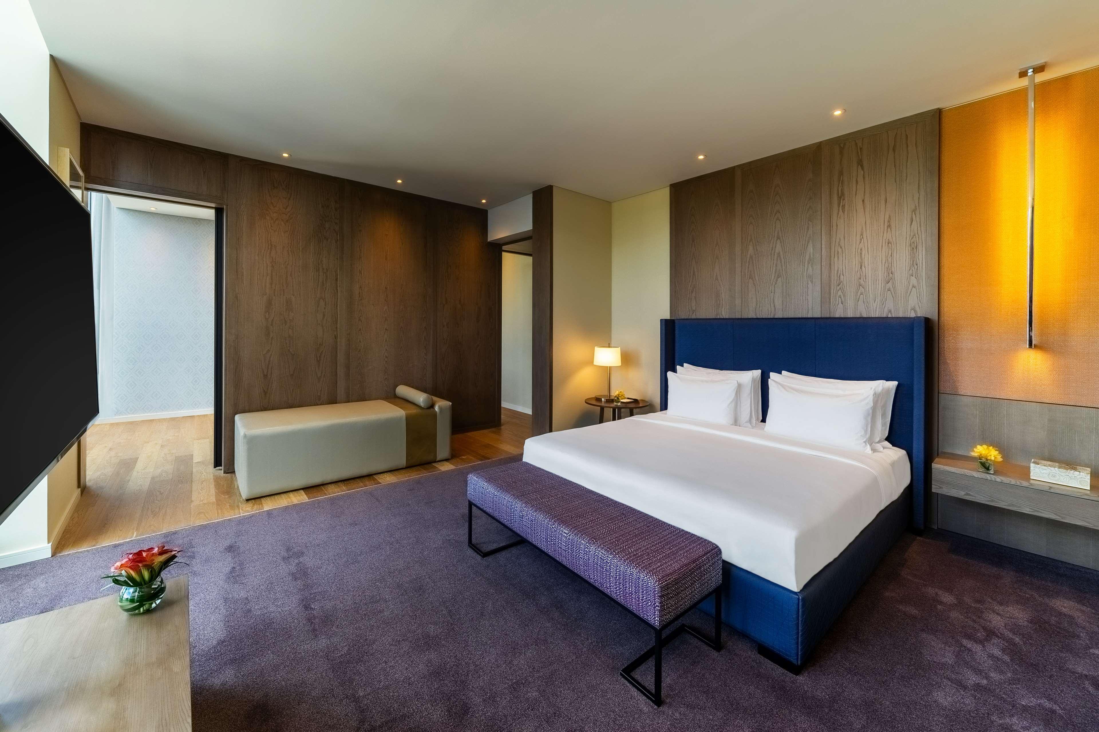 Grand Hyatt Bogota Hotel Exterior photo A bedroom at the hotel